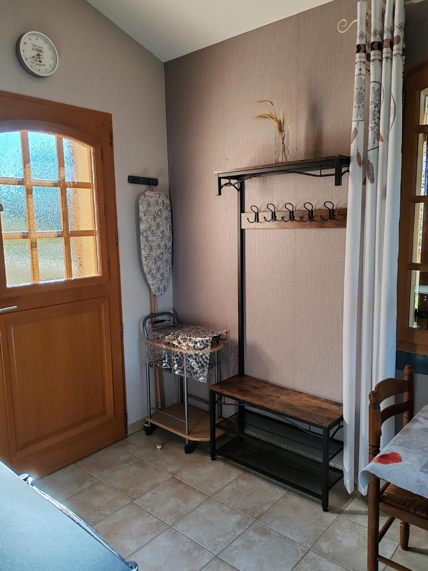 Studio Meuble Independant Chez L'Habitant Uchaux Eksteriør bilde